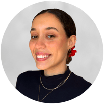 Bruna headshot 4 colour