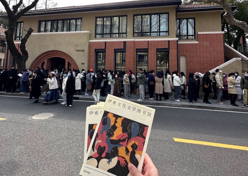 People lining up outside one of Shanghai's two Aesop stores